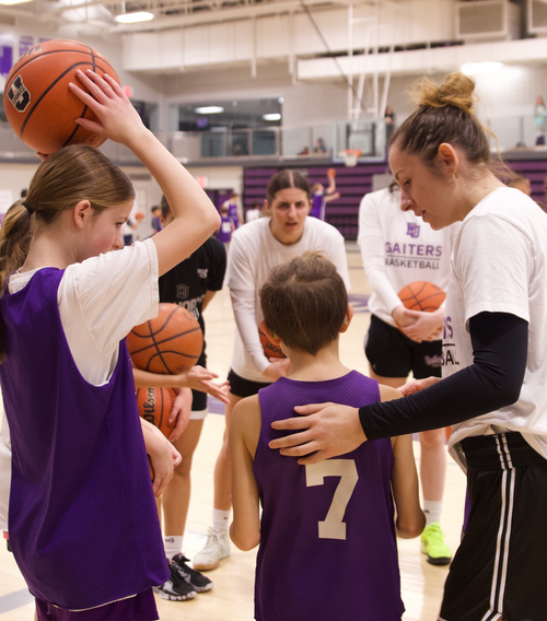 Jr Gaiters Basketball - Grade 1 and 2 / 1ère et 2ème année (Fall/automne)
